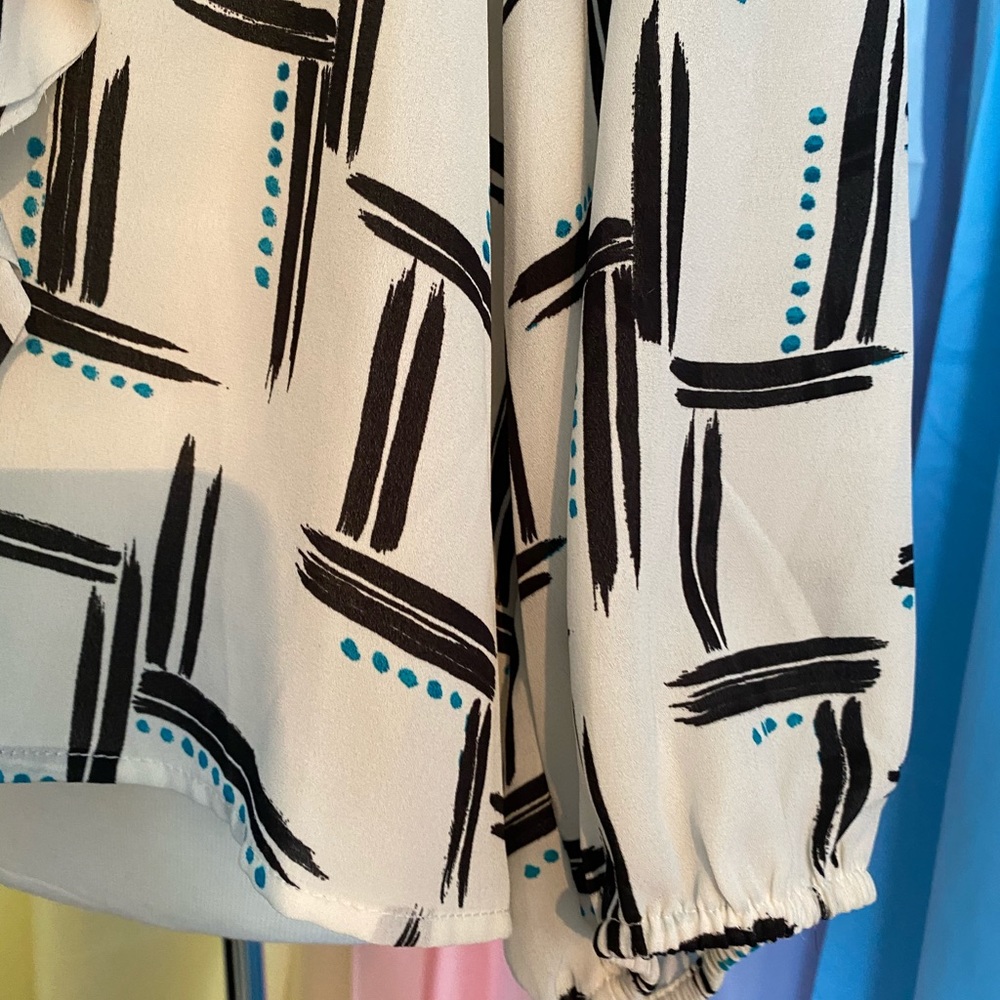 Blouse - Picture 3 of 8